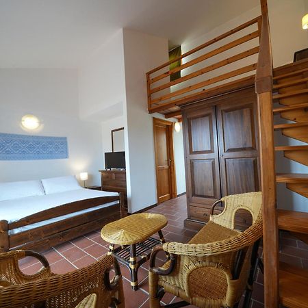 Le Tonnare Di Stintino - Beach Resort Buitenkant foto