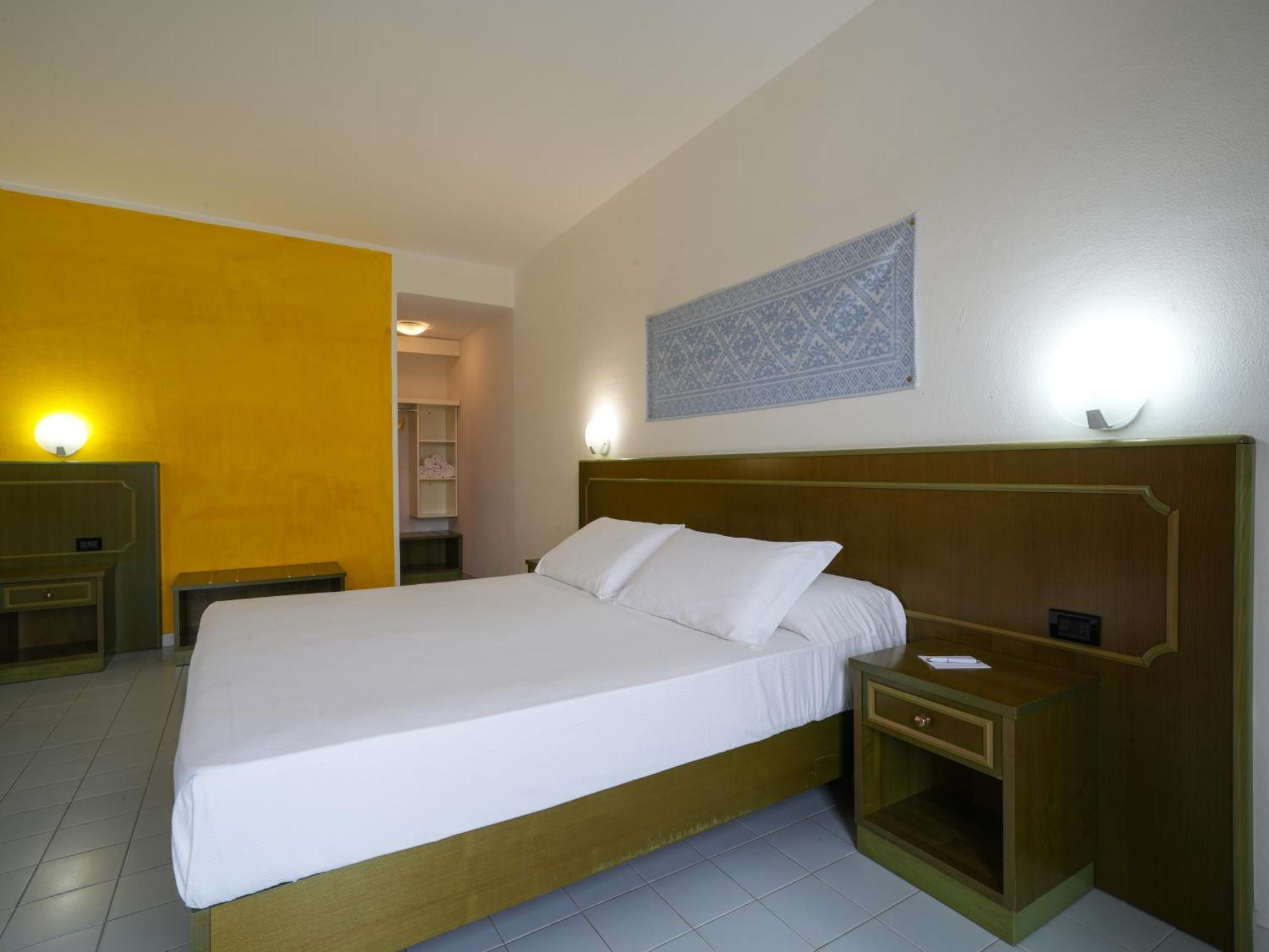 Le Tonnare Di Stintino - Beach Resort Buitenkant foto