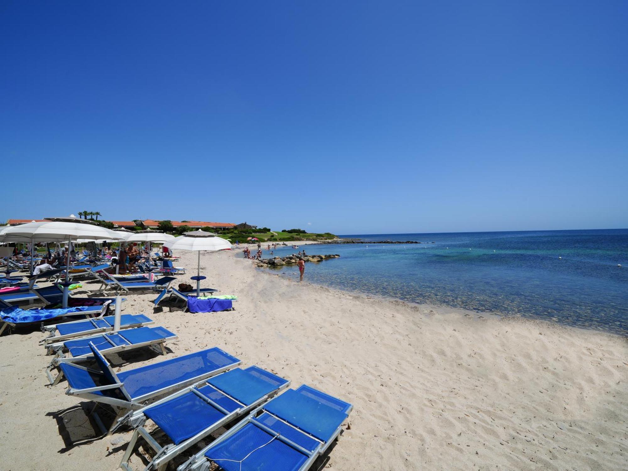 Le Tonnare Di Stintino - Beach Resort Buitenkant foto